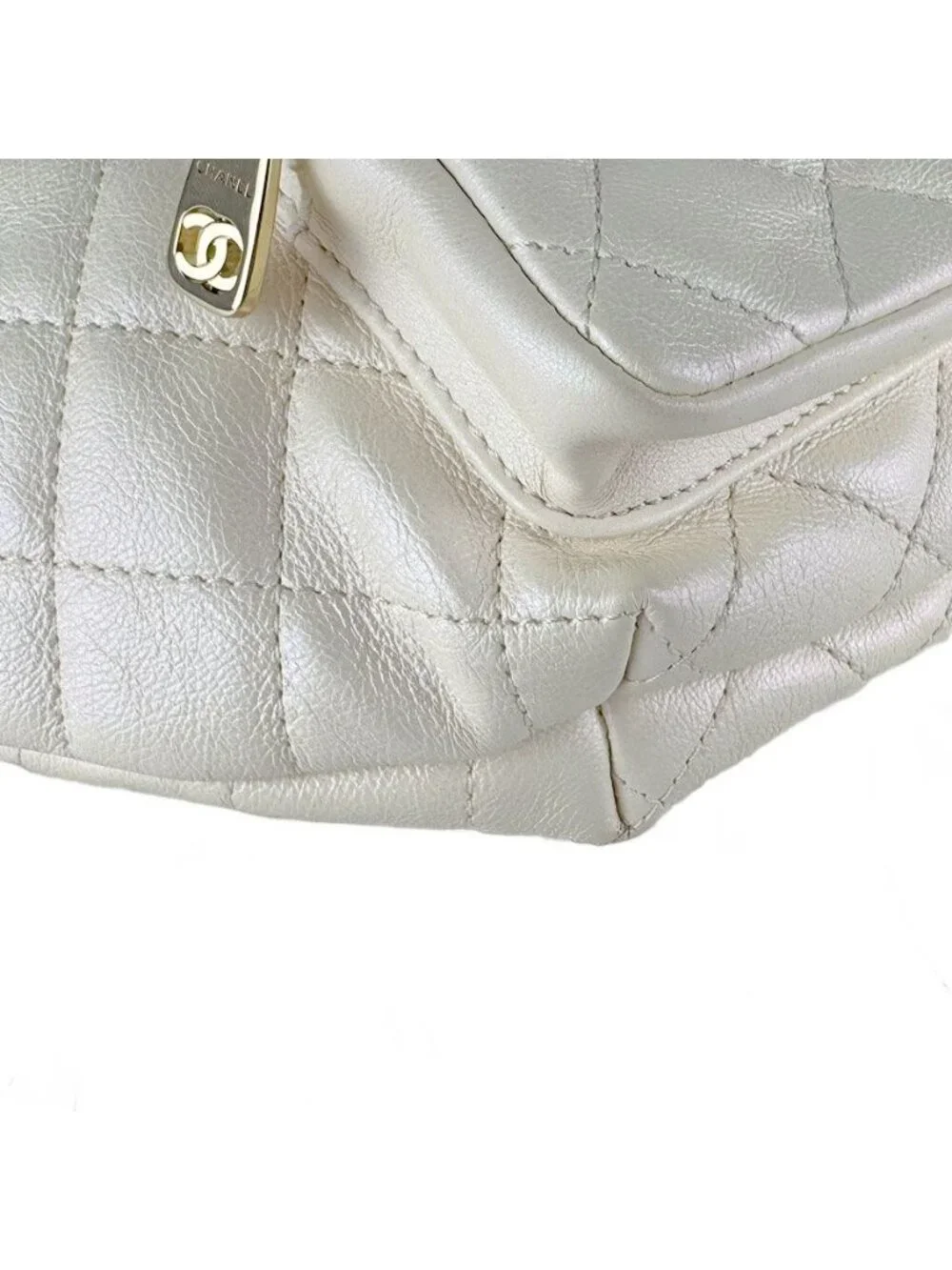 Chanel Shoulder Bag Ivory